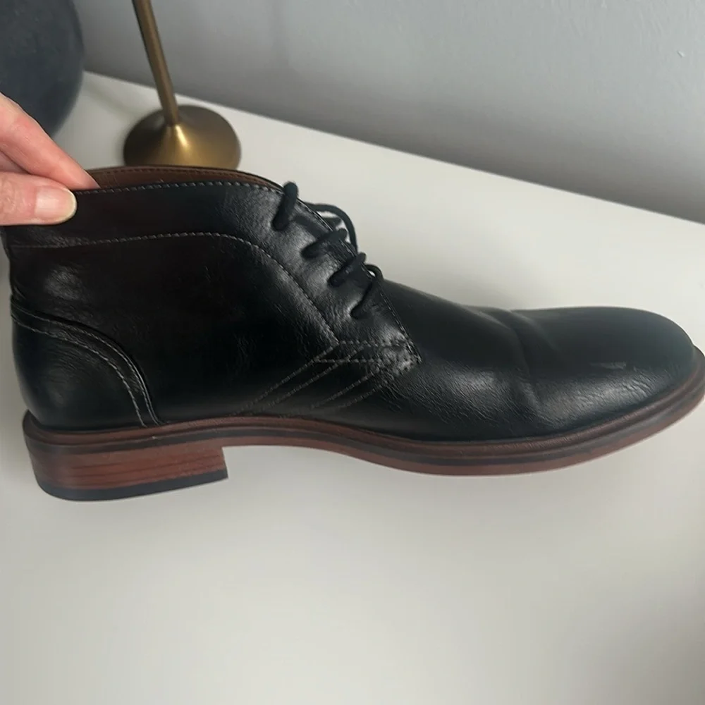 Sonoma Black Leather Chukka Boots with Brown Soles